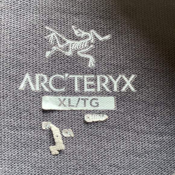 Arcteryx short sleeve t shirt XL - Picture 3 of 3